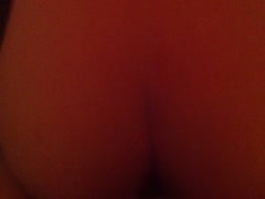 Moja zena hoce kitu i od napred u usta