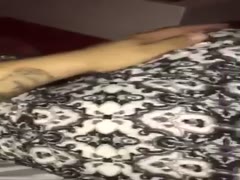 Batine po guzi, kazna za neposlusnu devojcicu