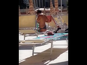 Hotelski bazen crma gora toples