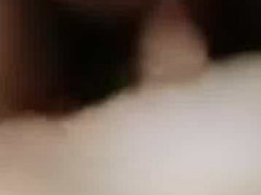 Zena voli da dira picku, ceka kurceve